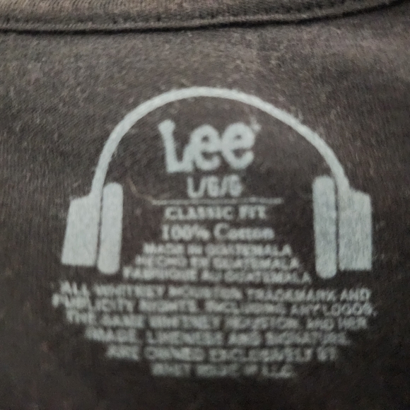 Whitney Houston Graphic Tour 2010 T-Shirt - Picture 3 of 3